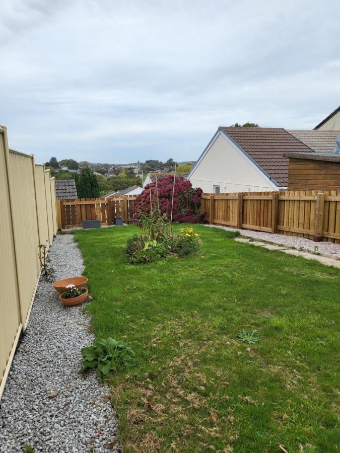 A Great Place For You And Your Dog To Stay Falmouth Exterior photo