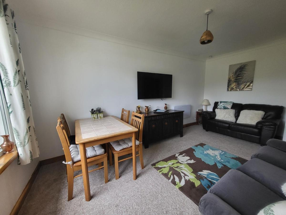 A Great Place For You And Your Dog To Stay Falmouth Exterior photo
